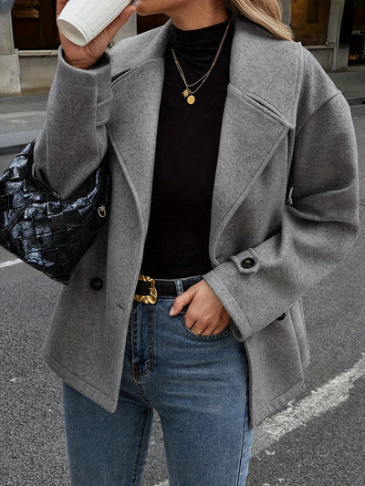 Elegant damkappa med dubbelknäppning