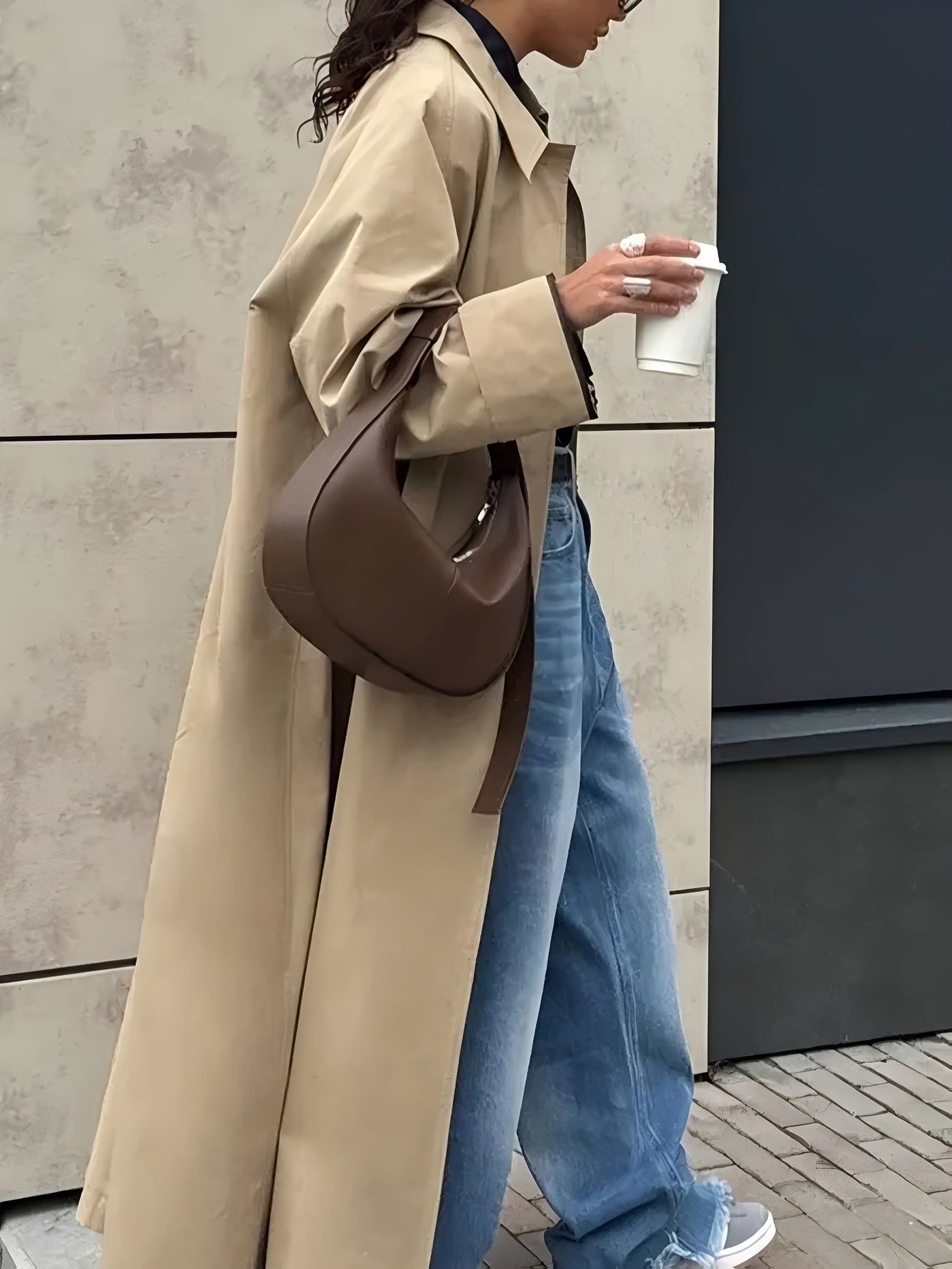 Elegant Beige Trenchcoat